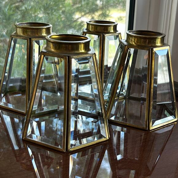 Set of 4 Faceted Glass & Brass Lamp Shades – 2” Fitter, 6-Panel Design - Picture 4 of 12